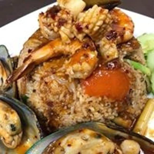 Tom Yum Fried Rice Seafood.