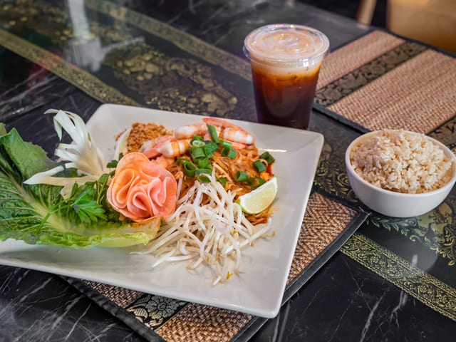Pad Thai Jae.